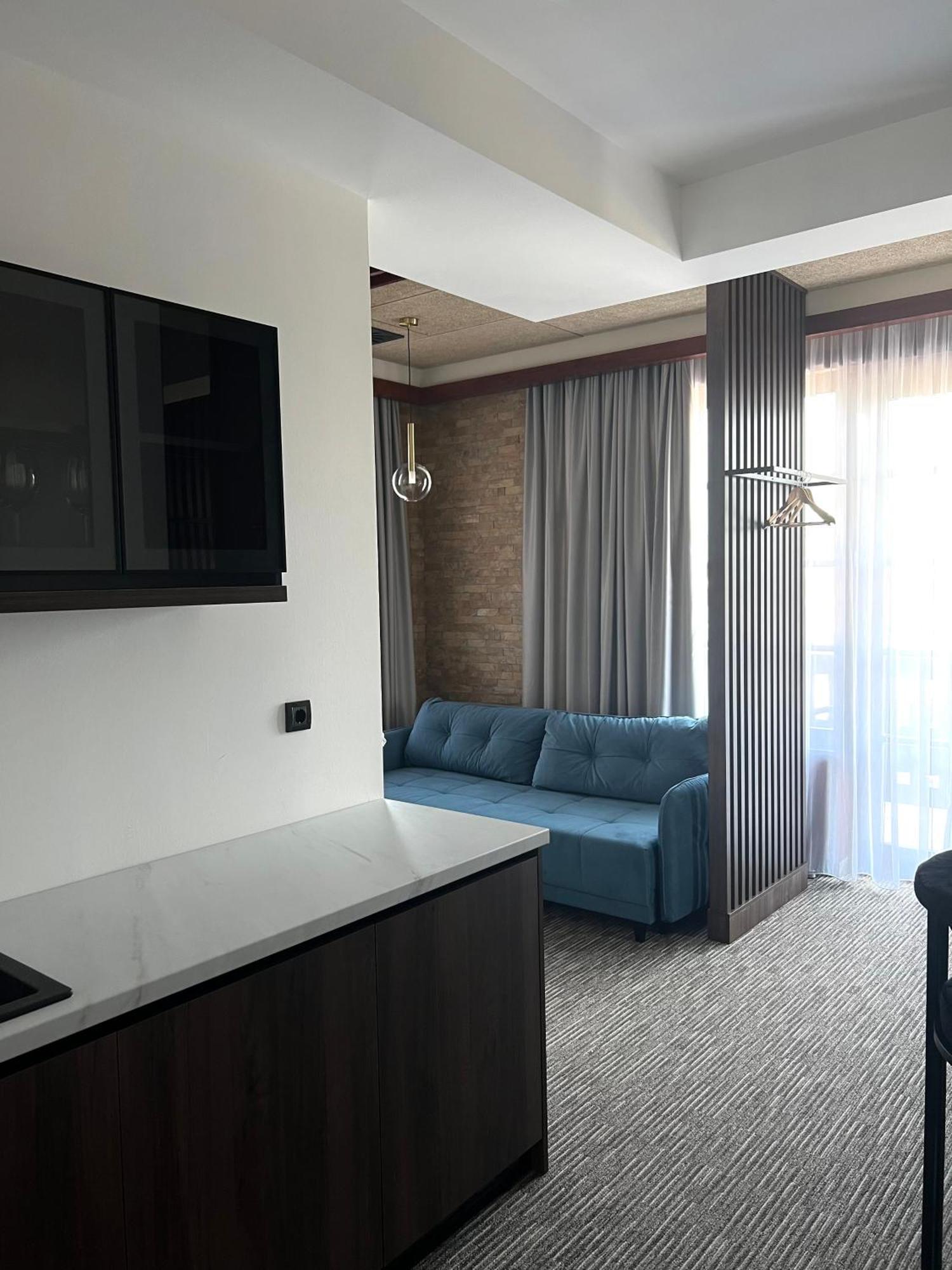 Hotel Zlatni Bor Sokolac  ภายนอก รูปภาพ